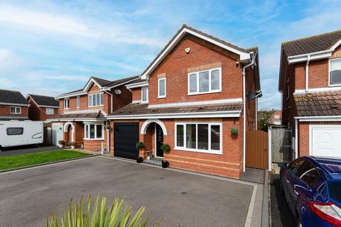 4 bedroom detached house for sale, Oxbridge Way, Tamworth B79
