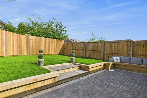 70 Briar, Tamworth, B77 4DY