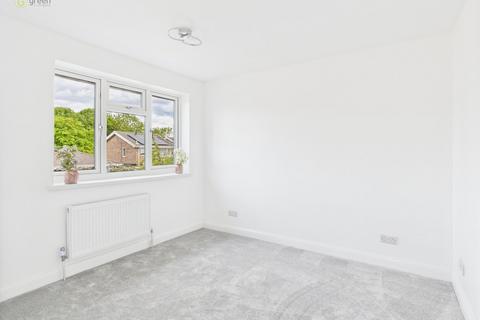 70 Briar, Tamworth, B77 4DY