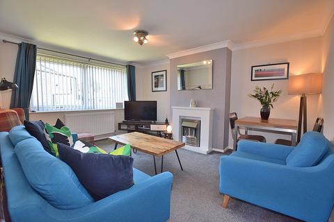 undefined, Quakers Lane, Richmond