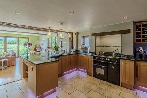 5 bedroom detached house for sale, Morley St. Peter, Wymondham