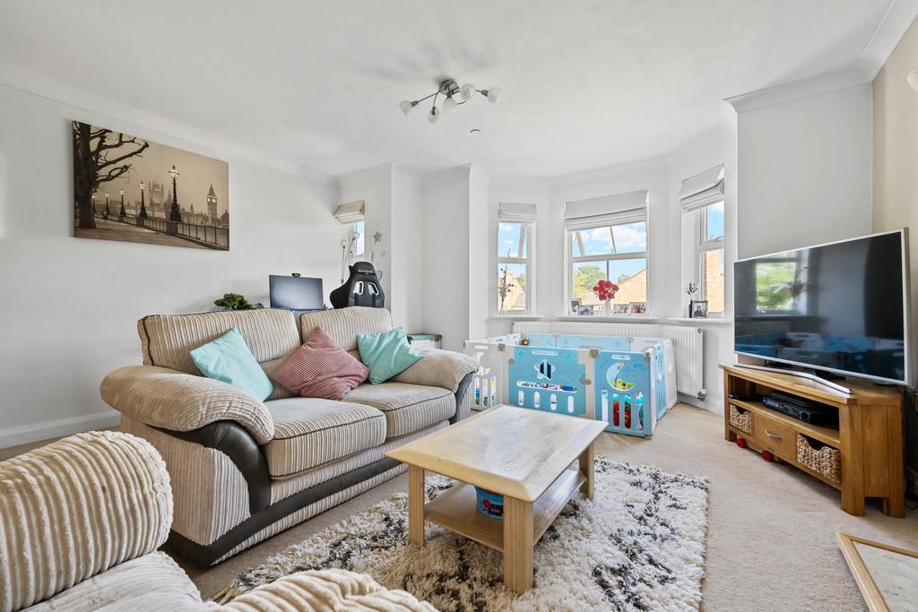10 Charlton Court, Hoole, CH2 3 PB-10