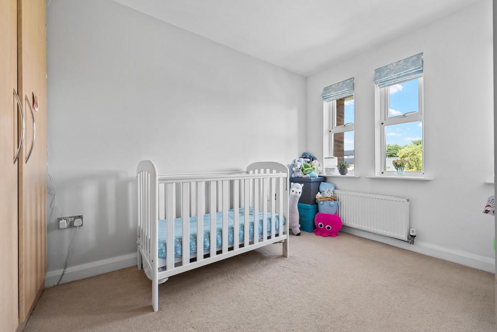 10 Charlton Court, Hoole, CH2 3 PB-6