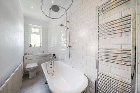 1 bedroom flat for sale, Burnt Ash Hill, London, SE12