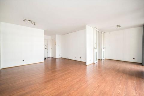 1 bedroom flat to rent, Barbican, London EC2Y