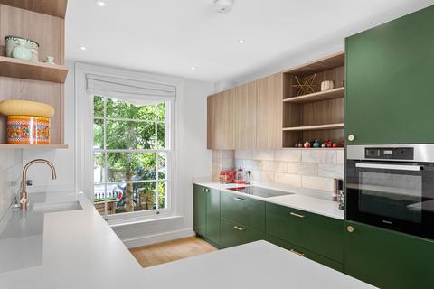 4 bedroom semi-detached house for sale, Hackney E8