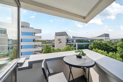 2 bedroom apartment for sale, Canons Way, Somerset BS1