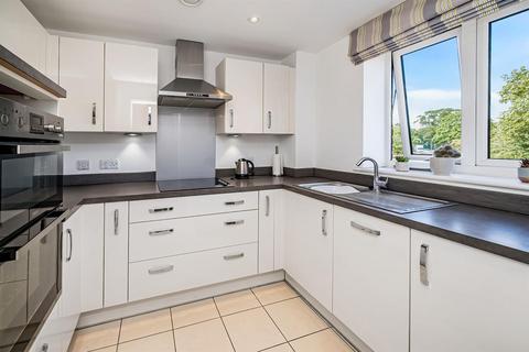 1 bedroom apartment for sale, Moorfield Road, Denham
