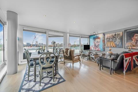 3 bedroom flat for sale, Cinnabar Wharf Central, 24 Wapping High Street, London