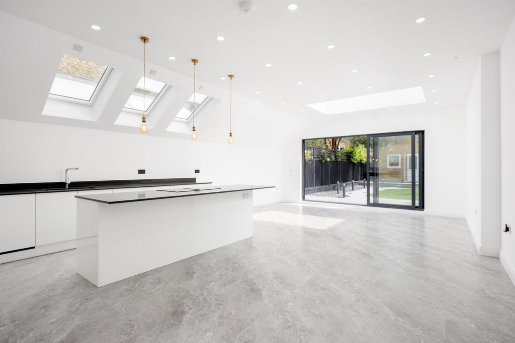 Kitchen/Dining