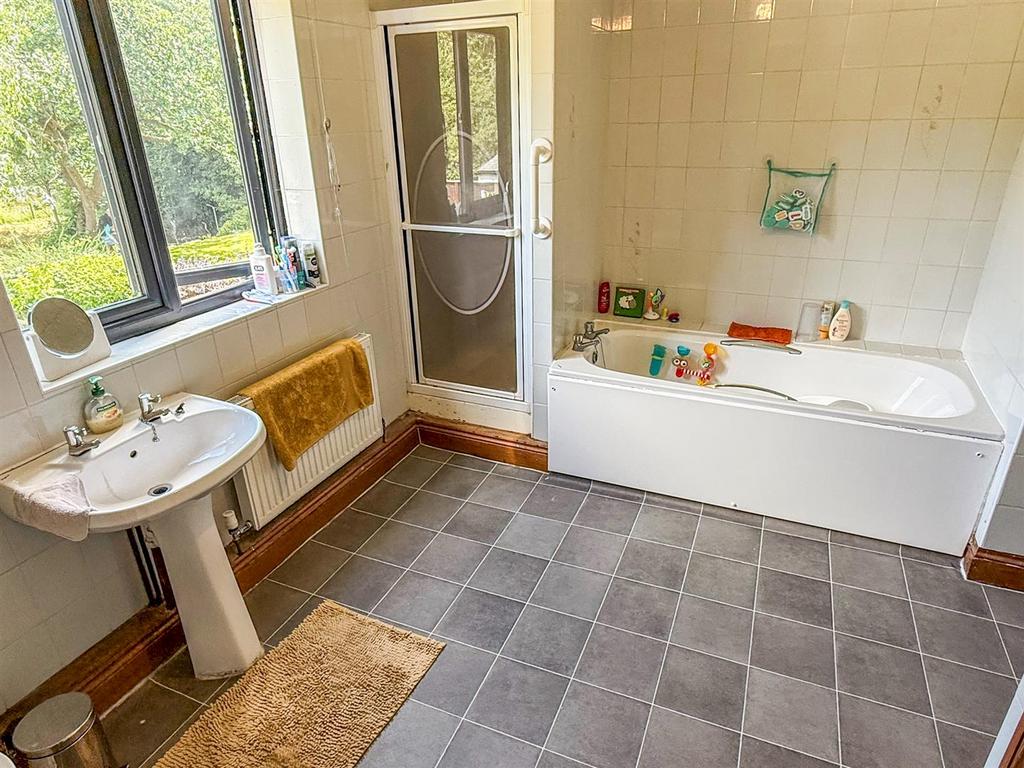 Family Bathroom