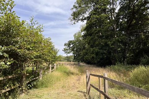 Equestrian property to rent, Lodkin Hill, Godalming