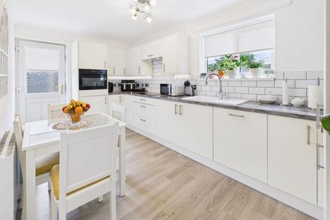2 bedroom semi-detached bungalow for sale, 2 Oaklands, Woodhall Spa