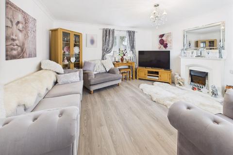 2 bedroom semi-detached bungalow for sale, 2 Oaklands, Woodhall Spa