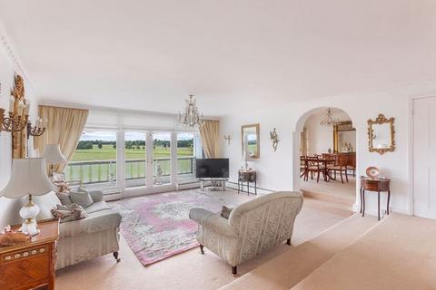 2 bedroom apartment for sale, Montagu Court, Gosforth, Newcastle Upon Tyne