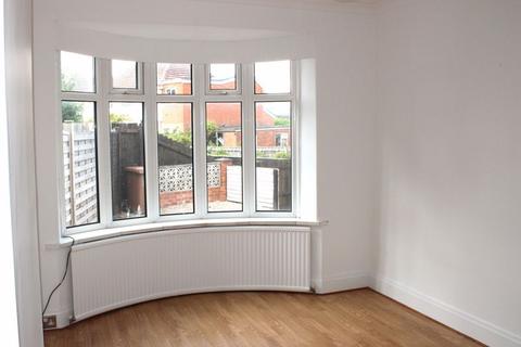 3 bedroom semi-detached house to rent, Dovedale Road, Seaburn Dene Sunderland