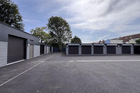 Property to rent, Commercial to Let - Unit H - Hall Street, Southport - 6.11m x 8.29m