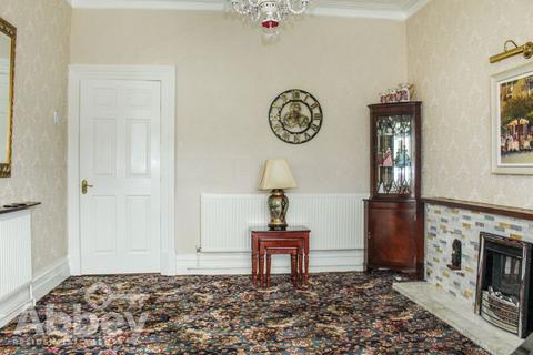 3 bedroom detached house for sale, Oaklands, Glynneath Road, Resolven, SA11 4DW