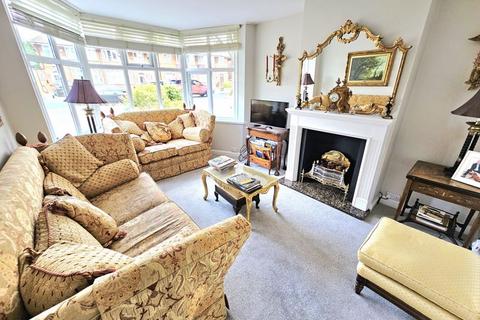 3 bedroom semi-detached house for sale, Roylesden Crescent, Sutton Coldfield, B73 6RA