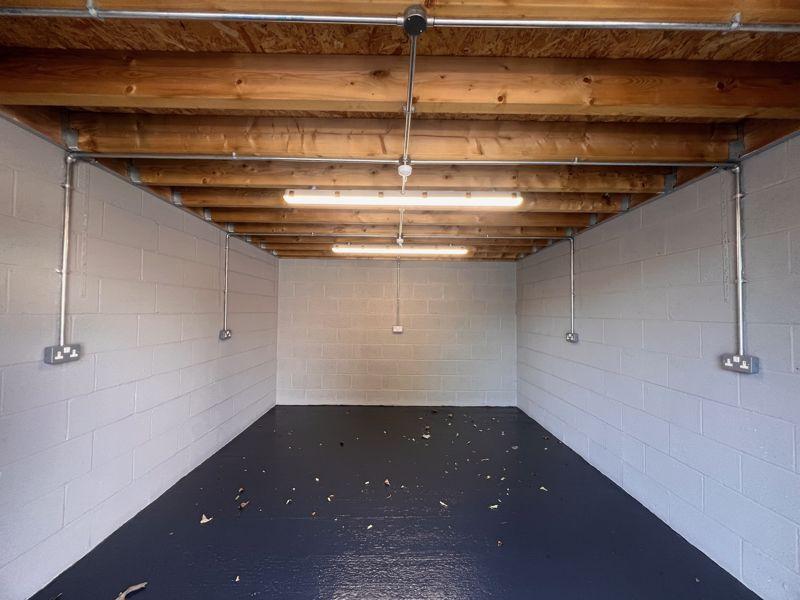 Garage 3 - Inside