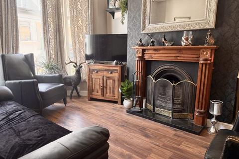 2 bedroom terraced house for sale, Beatrice Avenue, Charming Two-Bedroom Mid-Terraced Home in Popular Keyham Location.