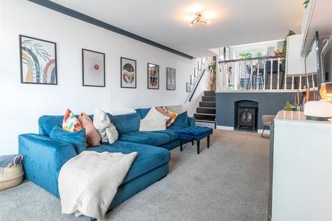 3 bedroom semi-detached house for sale, Walden Avenue, Greater Manchester OL4