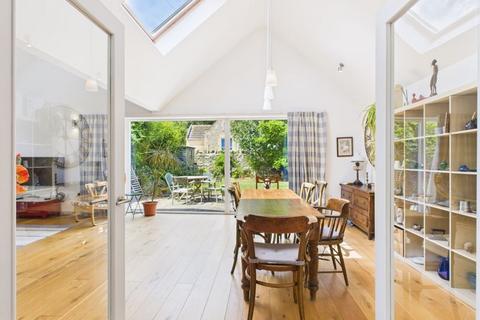 2 bedroom bungalow for sale, Williamstowe, Combe Down, Bath