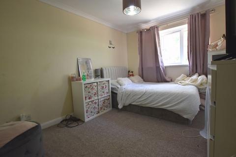 undefined, Eston Court, Milton Keynes