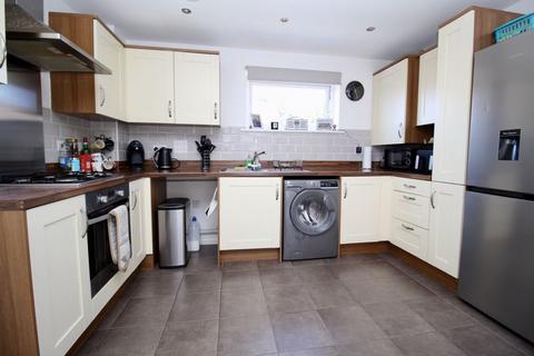 2 bedroom apartment for sale, Wilroy Gardens, Southampton SO16