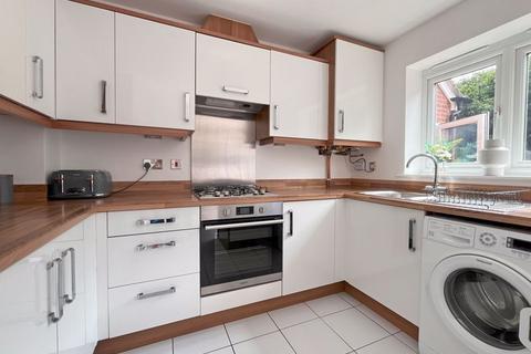 3 bedroom semi-detached house for sale, Greenways, Barnwood, Gloucester
