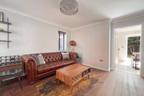 3 bedroom semi-detached house for sale, Greenways, Barnwood, Gloucester