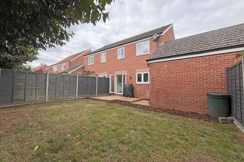 89 Greenways, Gloucester, GL4 3SA