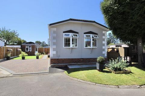 2 bedroom mobile home for sale, Shamblehurst Lane South, Southampton SO30