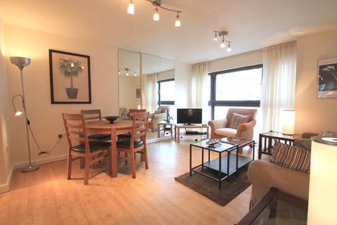 2 bedroom apartment to rent, Churchill Way, Cardiff CF10