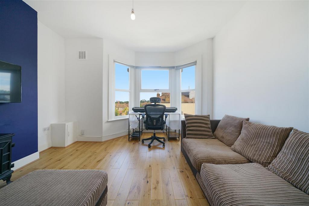 51 B Ardoch Road - 7 Iu6 Oto Ley Ig7 M7 E3a ZN.jpg