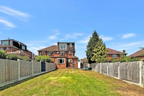 Selsdon, South Croydon CR2