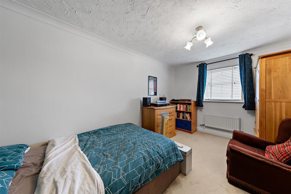 1 Langton Dr Web20.jpg
