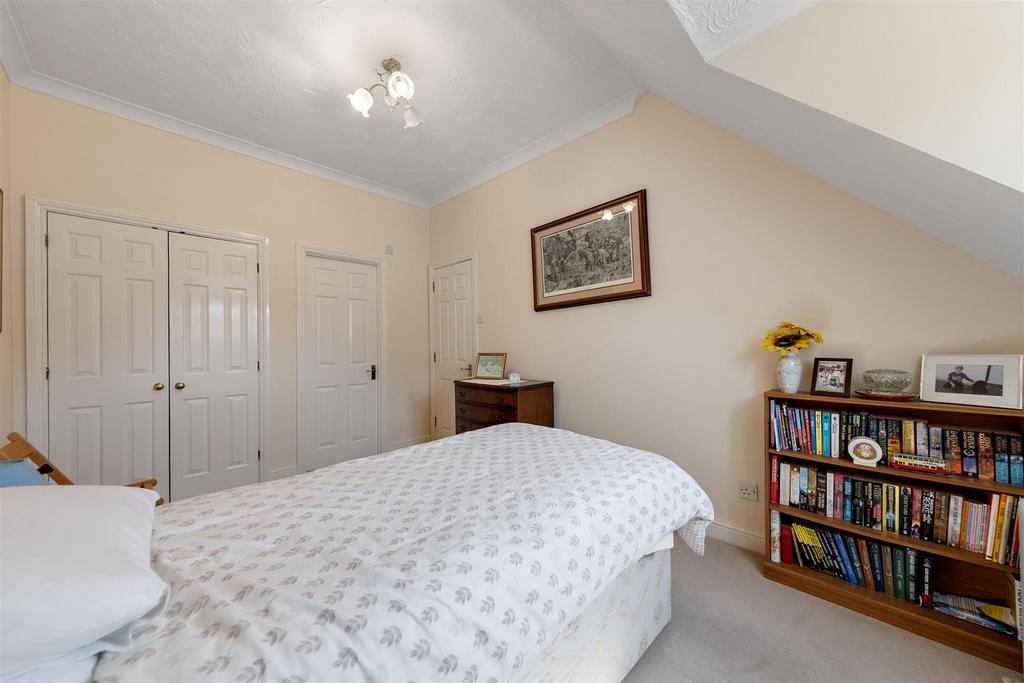 1 Langton Dr Web36.jpg