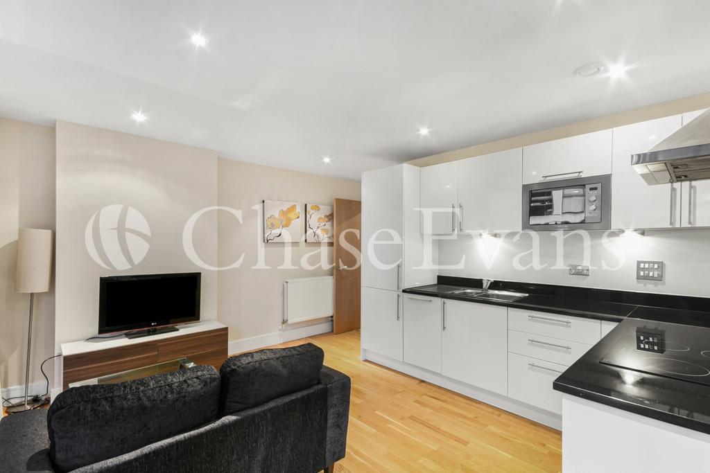 Apartment in Canary Wharf - View 3