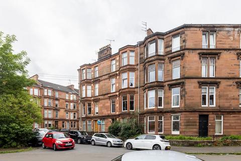 2 bedroom flat for sale, Waverley Gardens, Glasgow G41