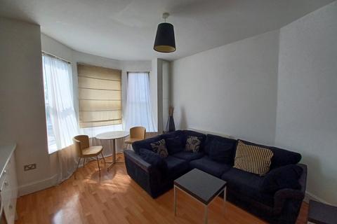undefined, Avenue Crescent, Leeds, LS8