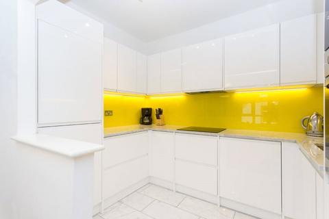 2 bedroom apartment for sale, Bartholomew Close, London