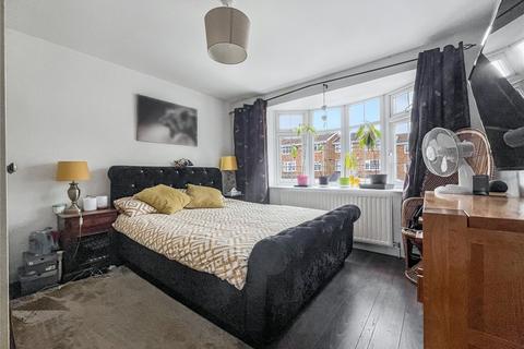 9 Lakeside, Snodland, ME6 5LD