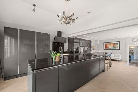 6 bedroom detached house for sale, Kneeton Road, Nottingham NG13