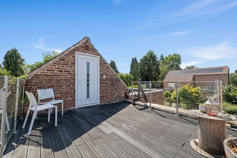 6 bedroom detached house for sale, Kneeton Road, Nottingham NG13