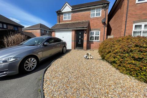 3 bedroom detached house for sale, Elm Crescent, Penllergaer, Swansea