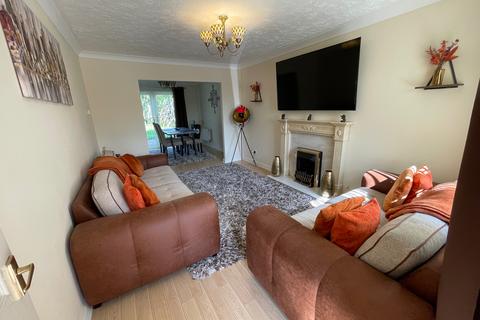 3 bedroom detached house for sale, Elm Crescent, Penllergaer, Swansea