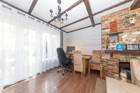 1 Upwell Road, Luton, LU2 9DZ