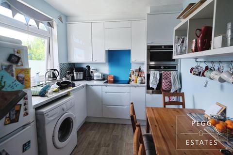 48a Daison Crescent, Torquay, TQ1 4LJ
