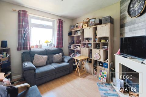 48a Daison Crescent, Torquay, TQ1 4LJ